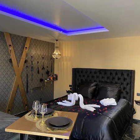 מלון אהבה Desirs D'une Nuit - Loveroom Jacuzzi Cagny (Calvados)