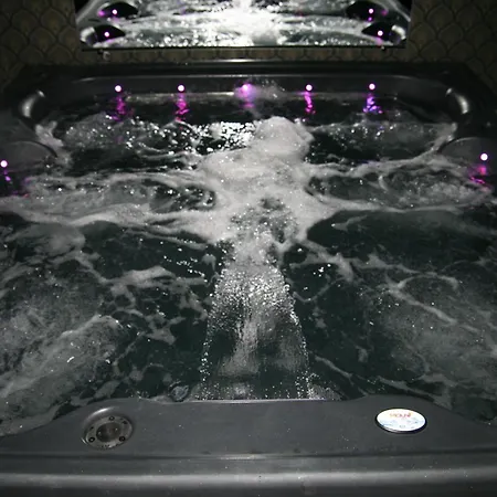 מלון אהבה Desirs D'une Nuit - Loveroom Jacuzzi Cagny (Calvados)