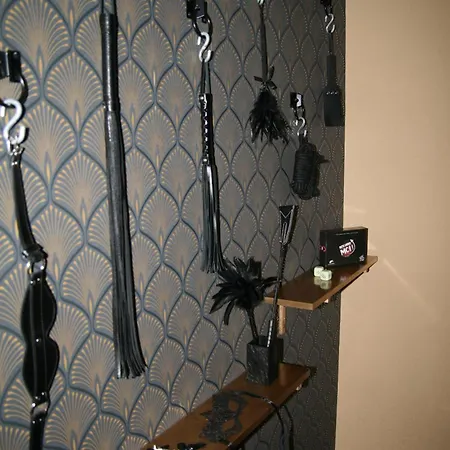 מלון אהבה Desirs D'une Nuit - Loveroom Jacuzzi