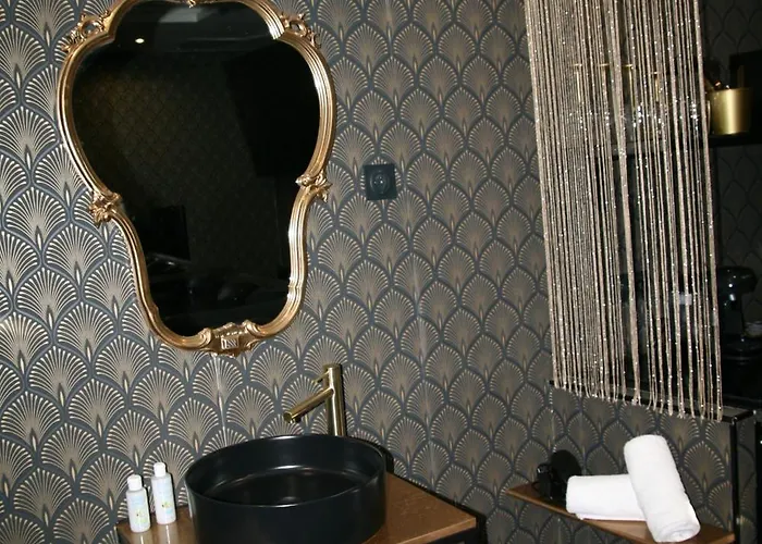 Desirs D'une Nuit - Loveroom Jacuzzi מלון אהבה Cagny (Calvados)