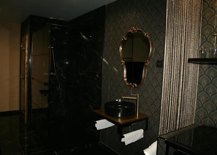 Desirs D'une Nuit - Loveroom Jacuzzi Cagny (Calvados)