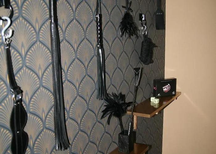 מלון אהבה Desirs D'une Nuit - Loveroom Jacuzzi